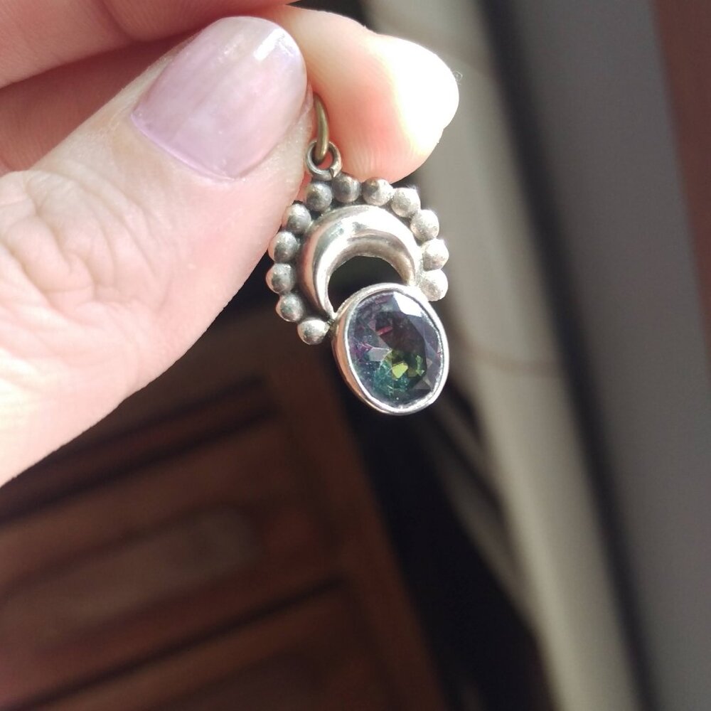 Alexandrite pendant - Picture 3 of 4